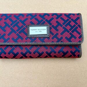 Tommy Hilfiger Navy Wallet